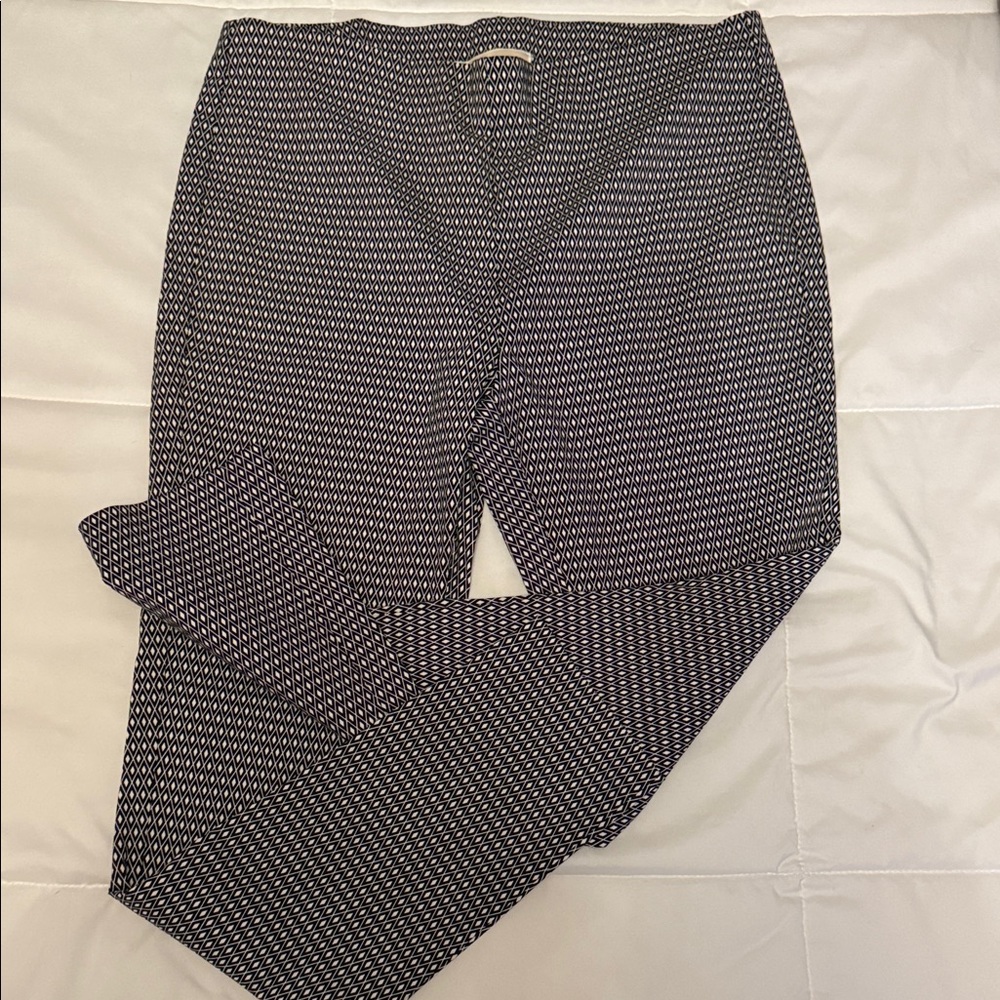 Michael Kors Black & White Patterned Straight-Leg Pants - Picture 3 of 4